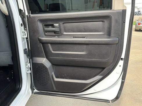 Used 2016 RAM 3500 Tradesman w/ Chrome Appearance Group image 63