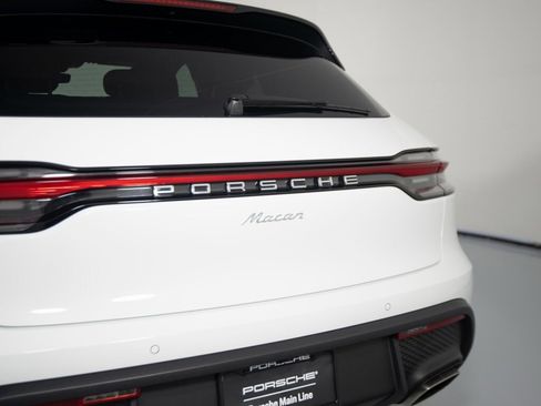 New 2026 Porsche Macan image 38