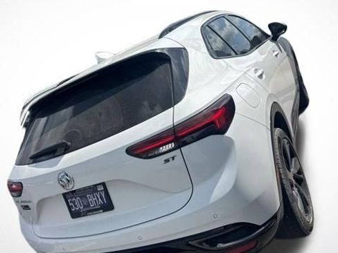 Used 2023 Buick Envision Essence w/ Technology Package I image 4