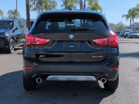 Used 2020 BMW X1 xDrive28i w/ Convenience Package image 9