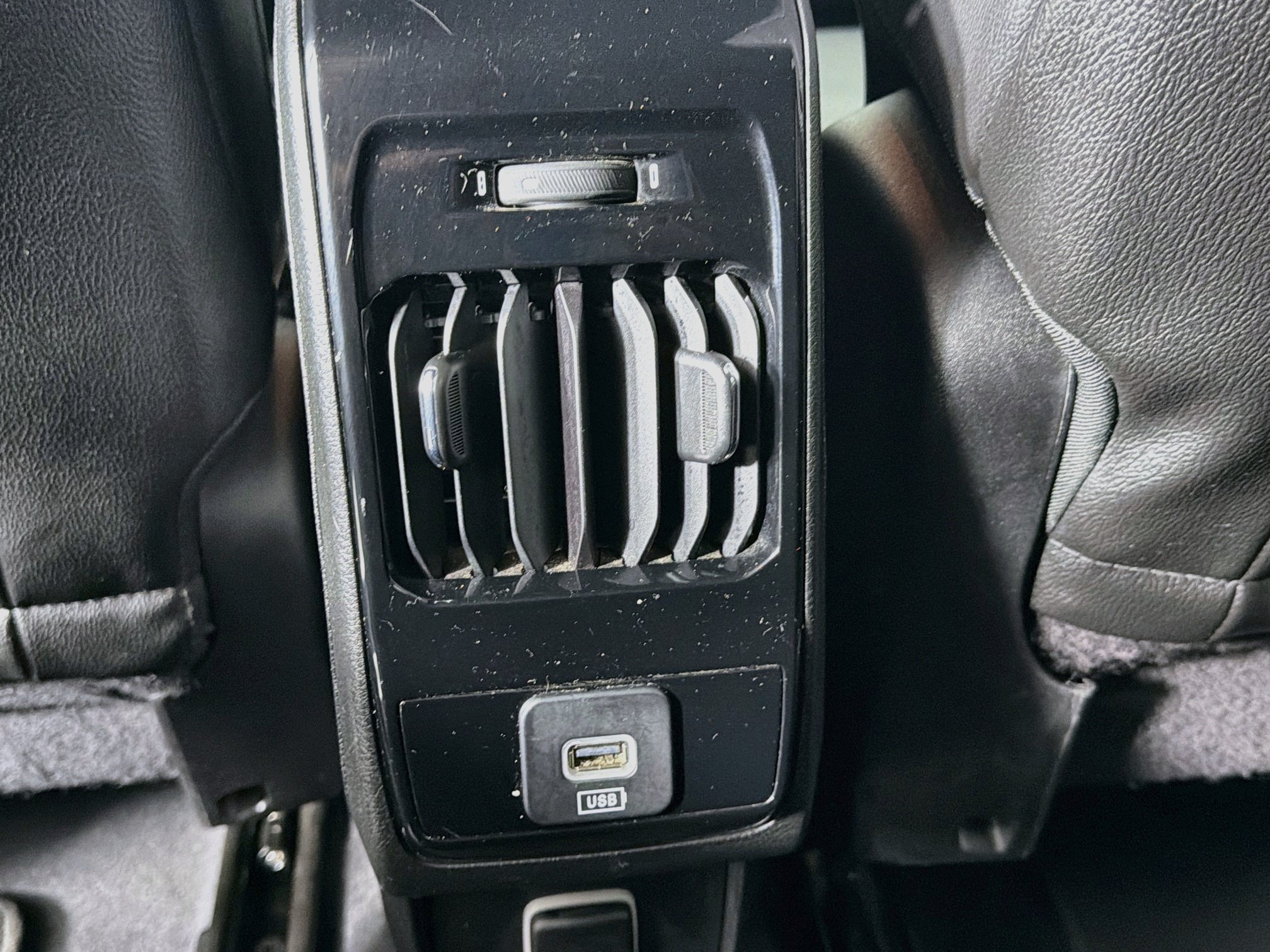 Used 2025 Jeep Compass Limited AWD/4WD image 26