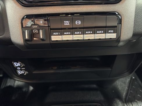 New 2025 RAM 4500 Tradesman image 31
