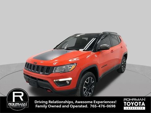 Used 2019 Jeep Compass Trailhawk w/ Leather Interior Group AWD/4WD image 1