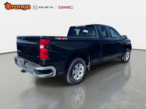 Used 2020 Chevrolet Silverado 1500 LT w/ Trailering Package AWD/4WD image 3