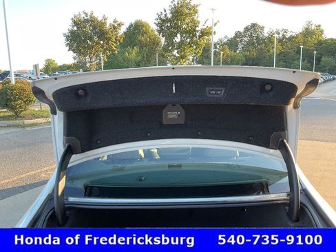 Used 2026 BMW 330i xDrive Sedan AWD/4WD image 17