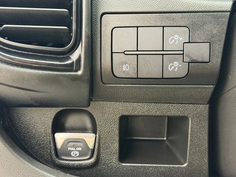 Used 2025 RAM ProMaster 1500 w/ Convenience Group image 24