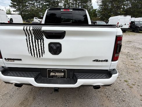 Used 2024 RAM 1500 Laramie AWD/4WD image 9