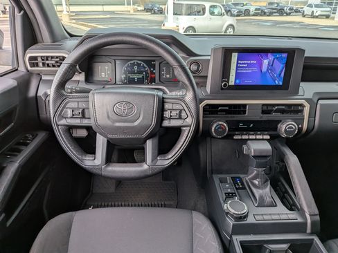 Certified 2025 Toyota Tacoma SR AWD/4WD image 24