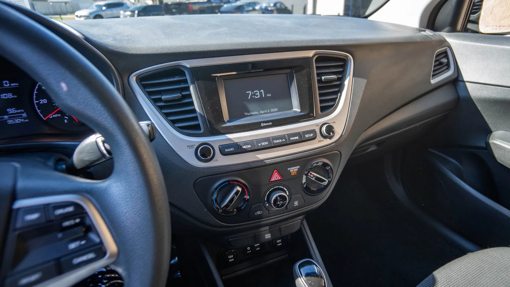 Used 2020 Hyundai Accent SE FWD image 21