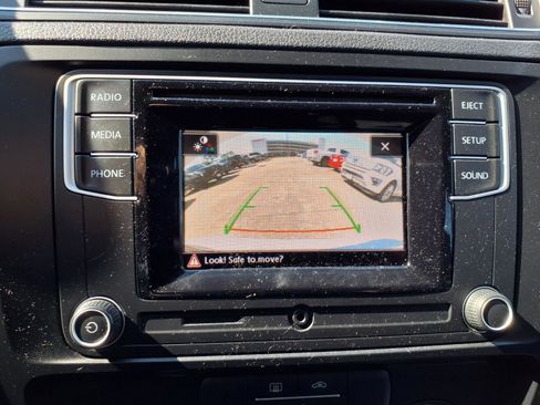 Used 2018 Volkswagen Jetta S FWD image 5