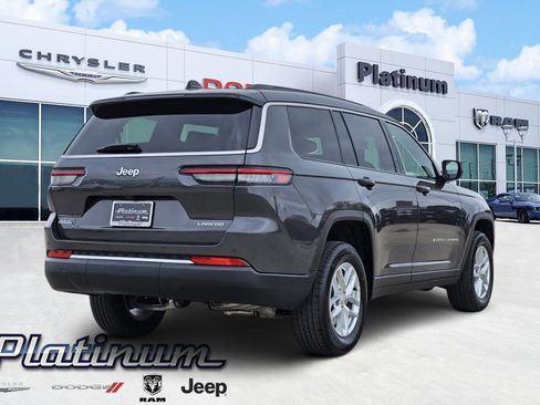 New 2026 Jeep Grand Cherokee L Laredo image 5