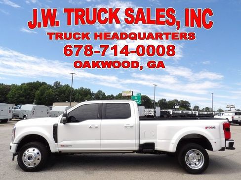 Used 2026 Ford F450 Platinum AWD/4WD image 2