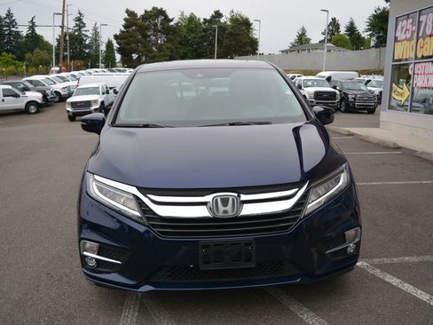 Used 2020 Honda Odyssey Elite image 2