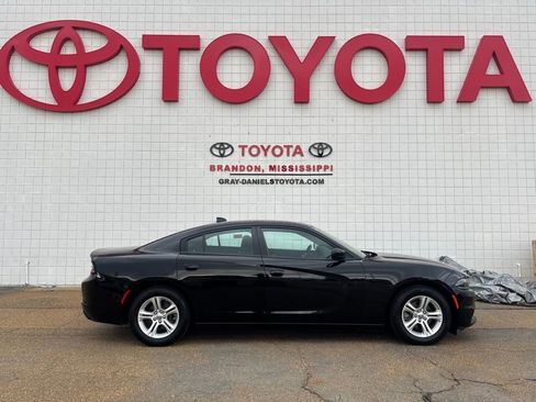 Used 2023 Dodge Charger SXT image 4