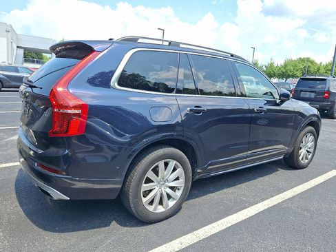 Used 2016 Volvo XC90 T6 Momentum AWD/4WD image 4
