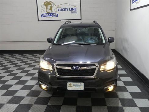 Used 2018 Subaru Forester 2.5i Premium AWD/4WD image 3