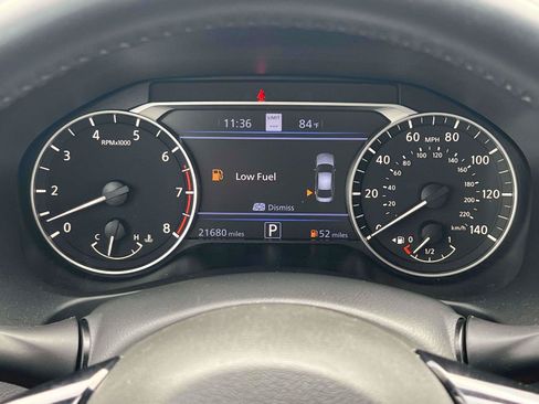 Used 2023 Nissan Altima 2.5 SV w/ SV Premium Package AWD/4WD image 10