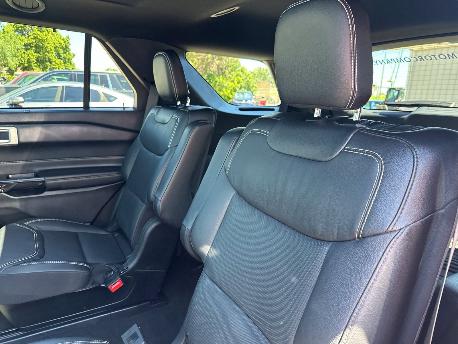 Used 2023 Ford Explorer ST w/ Equipment Group 401A AWD/4WD image 23