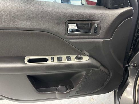 Used 2010 Ford Fusion Hybrid FWD image 17