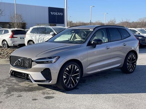 New 2026 Volvo XC60 B5 Ultra w/ Protection Package Premier image 24