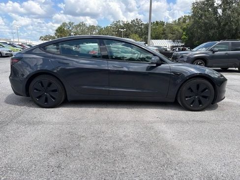 Used 2024 Tesla Model 3 Standard Range RWD image 9