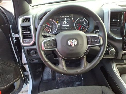New 2026 RAM 1500 Express AWD/4WD image 5