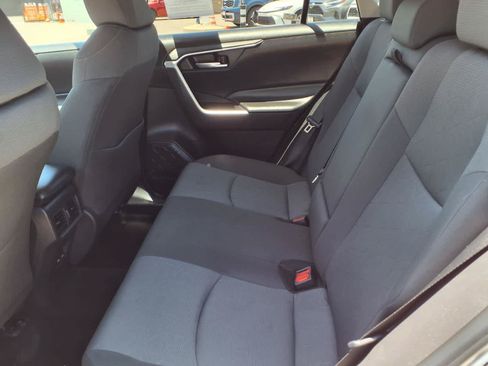 Certified 2025 Toyota RAV4 XLE AWD/4WD image 11
