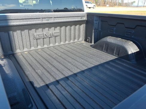 New 2026 GMC Sierra 1500 Elevation image 12