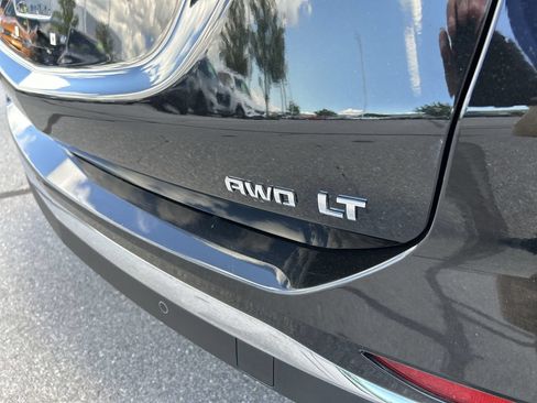 Used 2019 Chevrolet Equinox LT AWD/4WD image 10