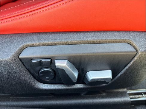 Used 2018 BMW M4 Coupe image 39