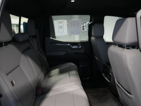 Used 2024 GMC Sierra 1500 SLT w/ SLT Premium Plus Package image 18
