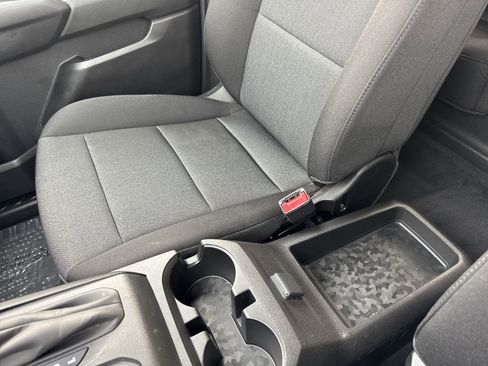 Used 2024 Chevrolet Colorado W/T image 21