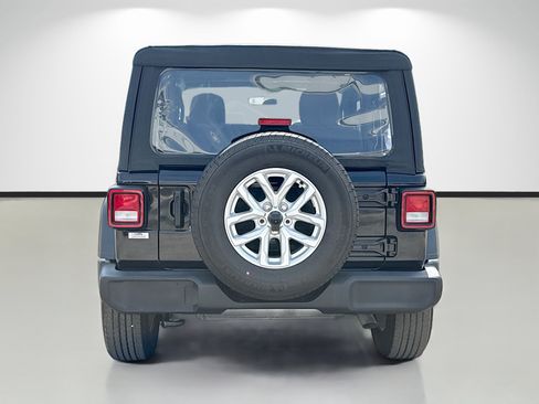 Used 2023 Jeep Wrangler Sport AWD/4WD image 4