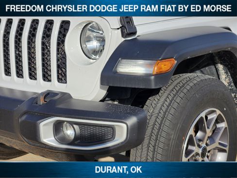 Used 2023 Jeep Gladiator Sport image 6