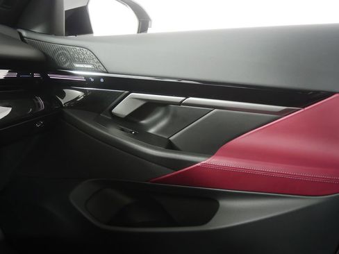 Used 2025 BMW 530i image 23