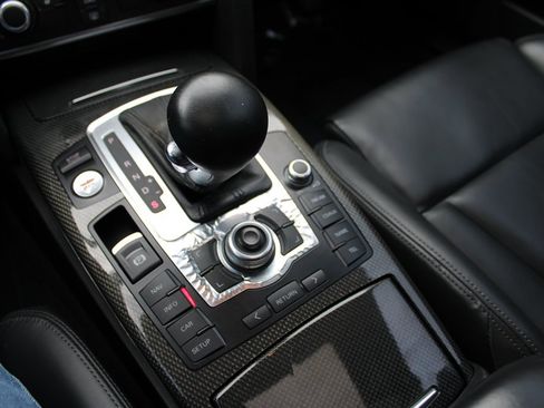 Used 2011 Audi S6 Prestige image 27