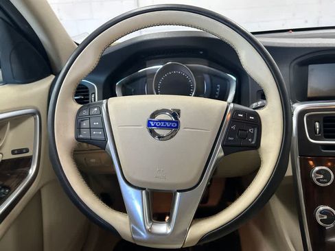 Used 2015 Volvo V60 T5 Platinum FWD image 16