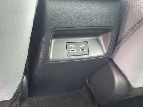 Used 2024 Toyota Corolla SE image 12