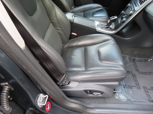 Used 2014 Volvo XC60 3.2 AWD/4WD image 17