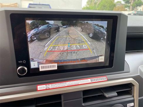 New 2025 Toyota Tacoma TRD Off-Road image 10