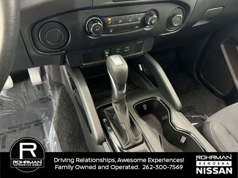 Certified 2023 Nissan Frontier SV w/ Midnight Edition Package image 13