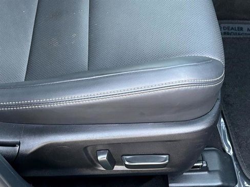 Used 2025 Lexus IS 300 w/ Premium Package image 46