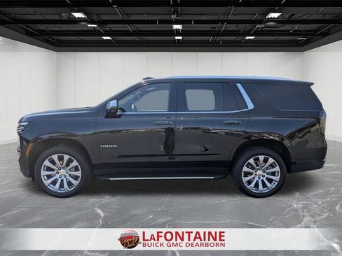 Used 2025 Chevrolet Tahoe Premier w/ Sun And Tow Package AWD/4WD image 2