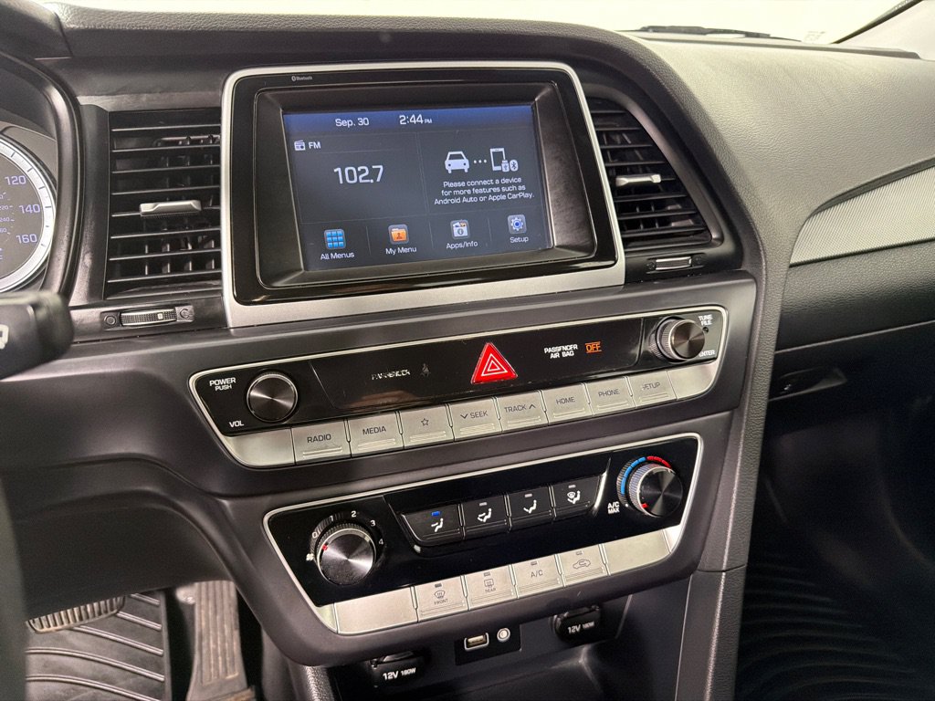 Used 2018 Hyundai Sonata SE FWD image 14