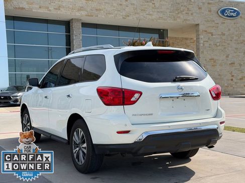 Used 2020 Nissan Pathfinder S AWD/4WD image 10