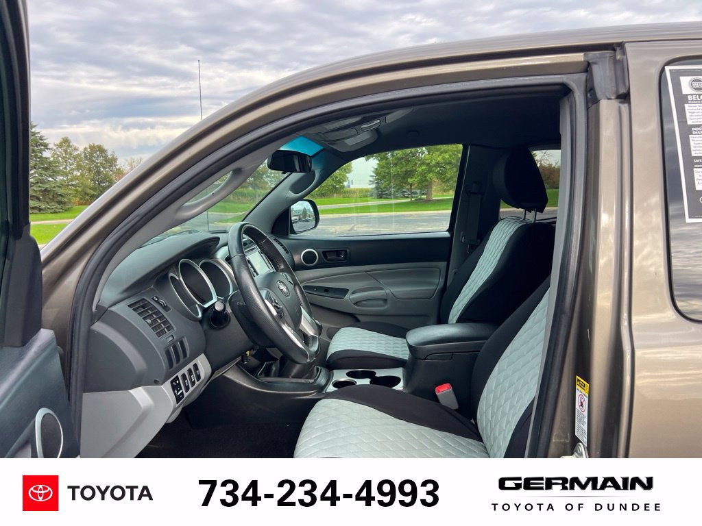 Used 2014 Toyota Tacoma 4x4 Access Cab w/ SR5 Package image 12
