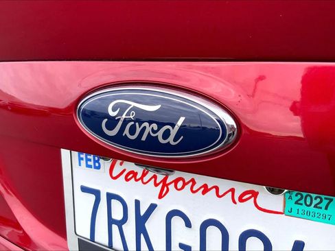 Used 2016 Ford Escape SE w/ Equipment Group 201A FWD image 29