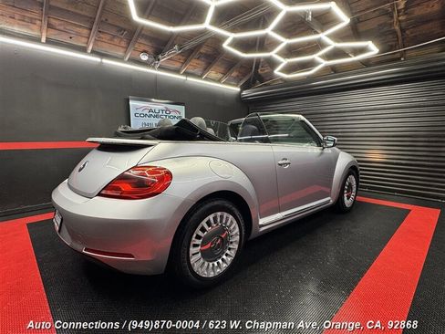 Used 2013 Volkswagen Beetle 2.5 image 4