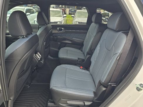 New 2025 Kia Sorento SX Prestige AWD/4WD image 4