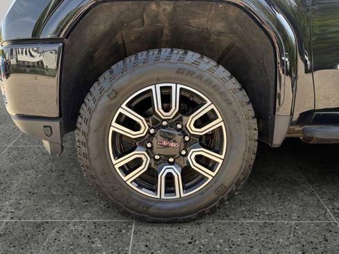 Used 2023 GMC Sierra 3500 AT4 w/ AT4 Premium Plus Package AWD/4WD image 14